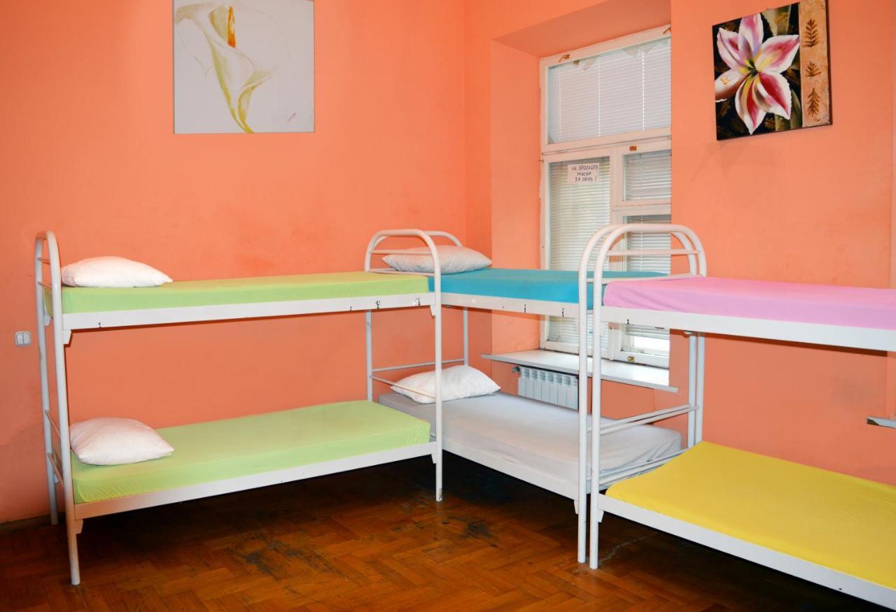 Hostel Golden Gates Kyiv Exterior foto